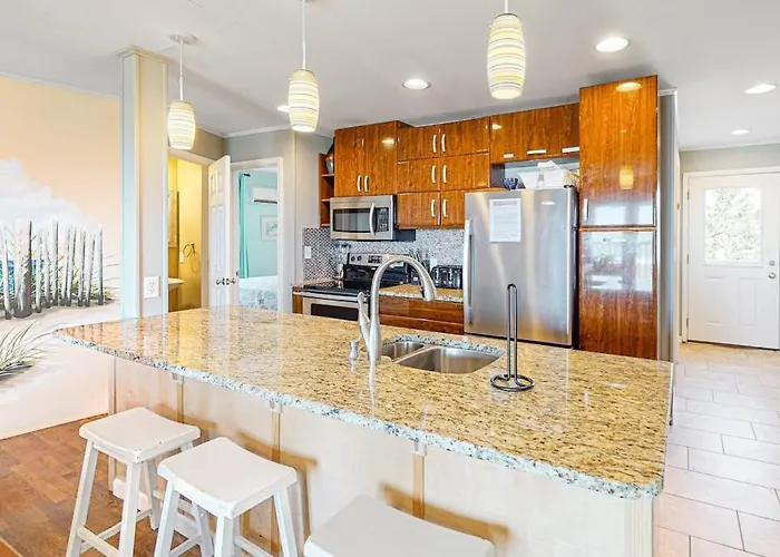 Holiday home Oceanfront Happy House Duplex With Ocean View Wifi Washer & Dryer & Direct Access *