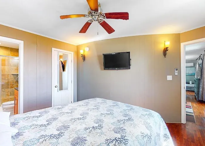 Holiday home Oceanfront Happy House Duplex With Ocean View Wifi Washer & Dryer & Direct Access *